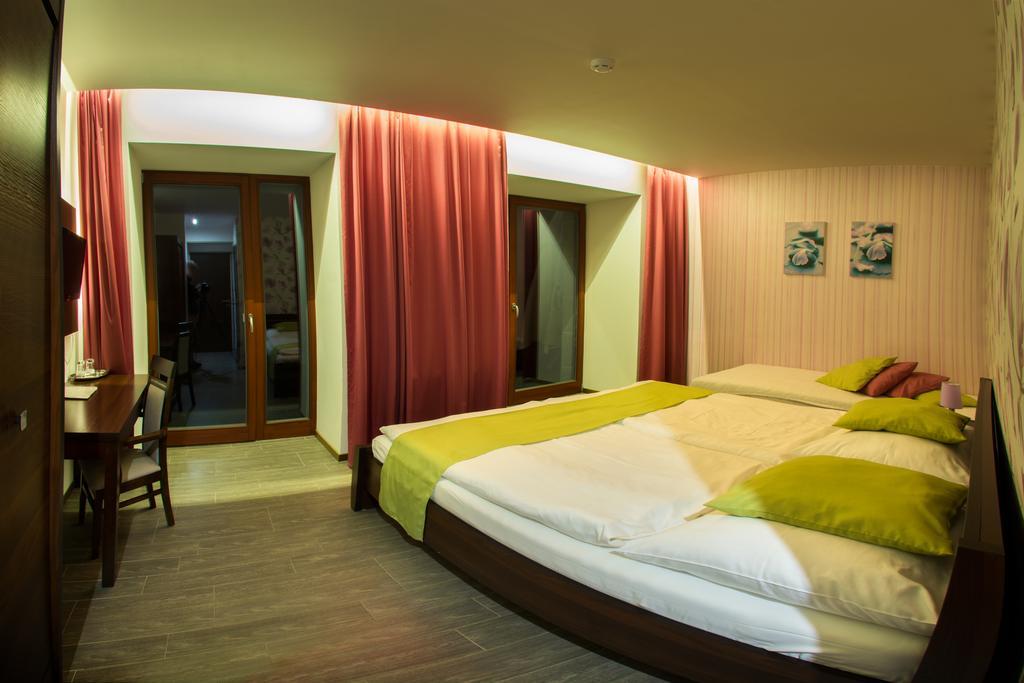 Hotel Slunny Dvur Jeseník Екстериор снимка